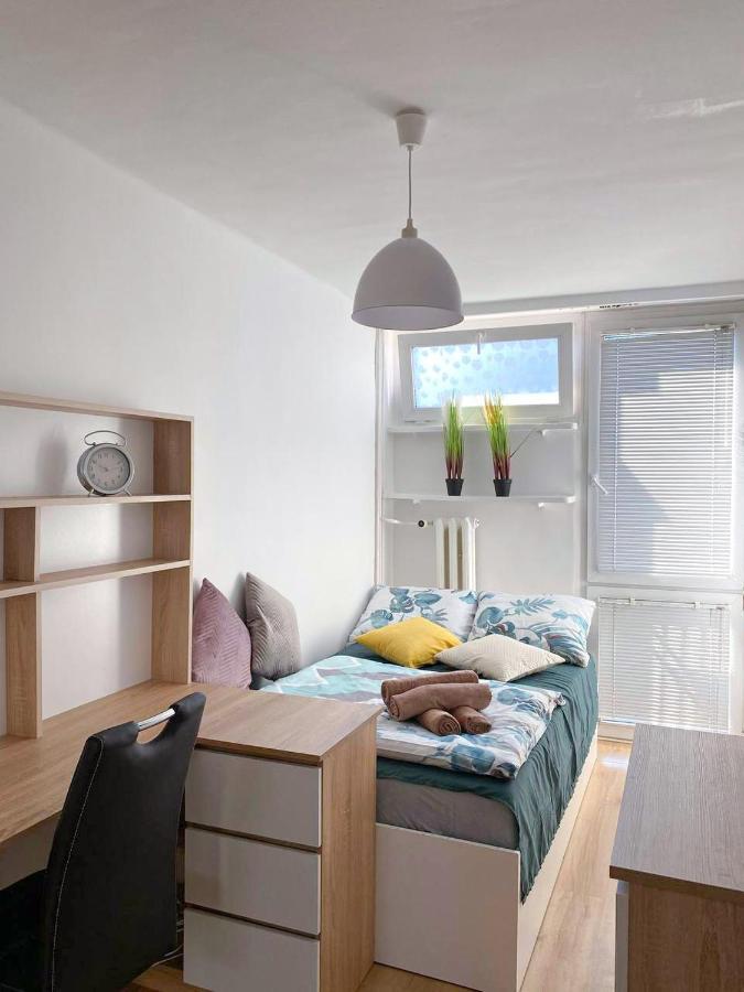 Bright Room №3 Grzybowska 9 Warschau Exterior foto